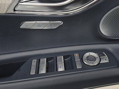 2025 Genesis GV80 — миниатюра 26