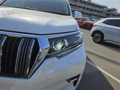 TOYOTA LAND CRUISER PRADO - 8