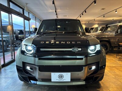 LAND ROVER DEFENDER - 6