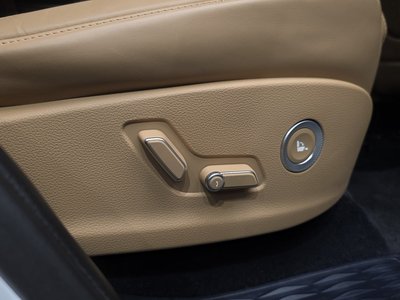 2021 Genesis GV80 thumbnail 31