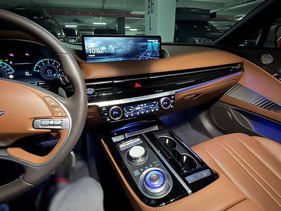 GENESIS G80 (RG3) - 10