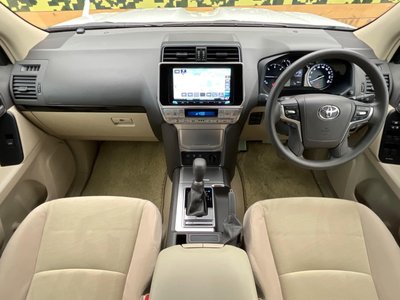 TOYOTA LAND CRUISER PRADO - 2