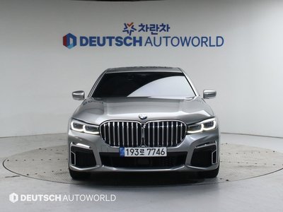 BMW 7 SERIES - 2