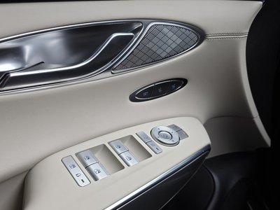 2024 Genesis GV70 — миниатюра 26