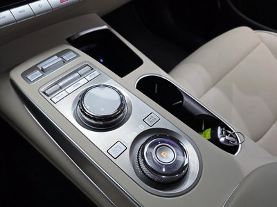 2024 Genesis GV70 — миниатюра 12