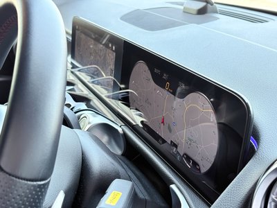 2023 Mercedes-BENZ GLB — миниатюра 11