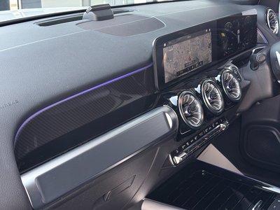 2023 Mercedes-BENZ GLB — миниатюра 25