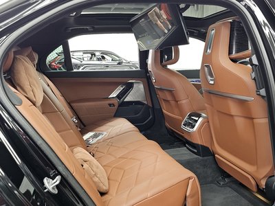 2025 BMW 7 SERIES — миниатюра 18