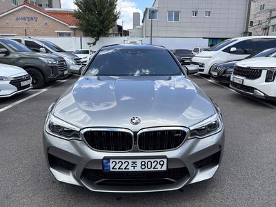 صورة 1 لـ 2019 BMW M5