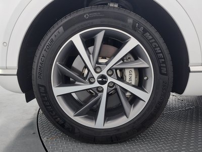 صورة 6 لـ 2023 Genesis GV80