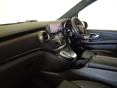 2023 Mercedes-BENZ V-CLASS — миниатюра 22