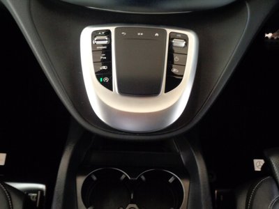 2023 Mercedes-BENZ V-CLASS — миниатюра 18