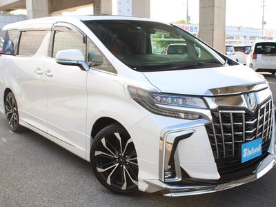 2022 Toyota ALPHARD — фото 9