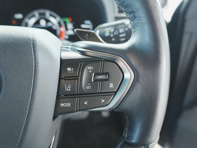 2023 Lexus LX — миниатюра 21