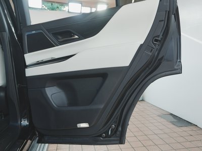 2023 Lexus LX — миниатюра 47