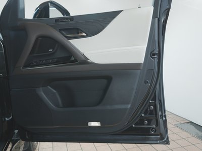 2023 Lexus LX — миниатюра 41