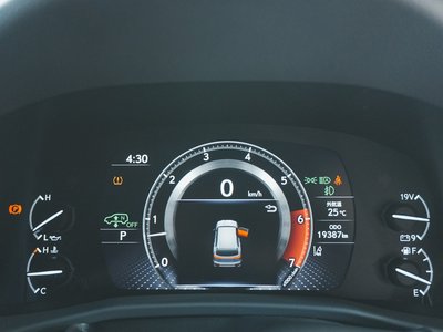 2023 Lexus LX — миниатюра 22