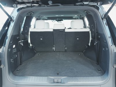 2023 Lexus LX — миниатюра 55