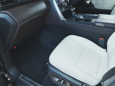 2023 Lexus LX — миниатюра 46