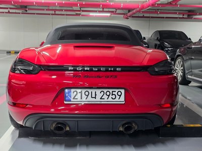 PORSCHE 718 BOXSTER - 3