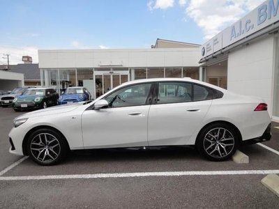 BMW 5 SERIES - 5