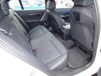 BMW 5 SERIES - 8