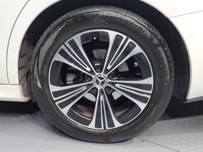 MERCEDES-BENZ E-CLASS - 6