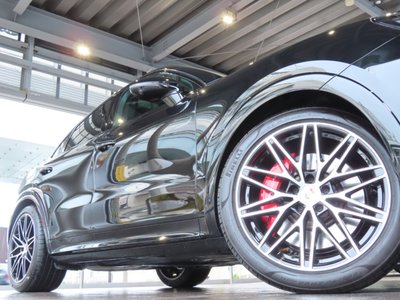 PORSCHE CAYENNE - 6