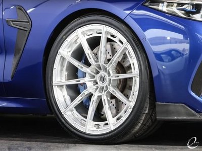 BMW M8 - 7