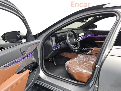 2025 BMW 7 SERIES 缩略图 13