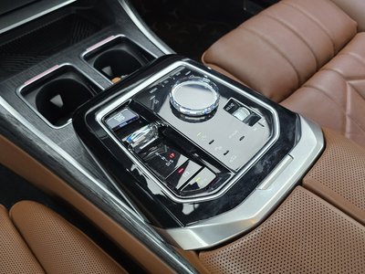 2024 BMW 7 SERIES — фото 9