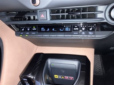 صورة مصغرة 26 لـ 2024 Toyota CROWN SPORT
