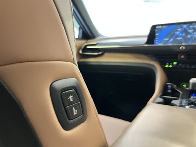 صورة مصغرة 32 لـ 2024 Toyota CROWN SPORT