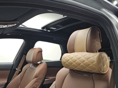 2023 Genesis GV70 — миниатюра 19