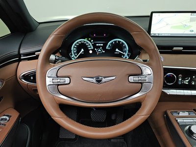 2023 Genesis GV70 — миниатюра 13