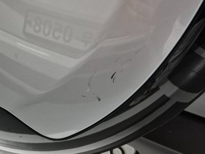 LAND ROVER DEFENDER - 5