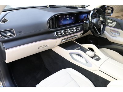 MERCEDES-BENZ GLS - 10