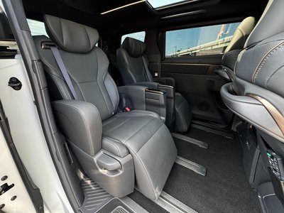 2025 Toyota ALPHARD — миниатюра 52