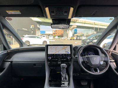 2025 Toyota ALPHARD — фото 9