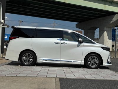 2025 Toyota ALPHARD — фото 7