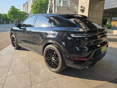 PORSCHE CAYENNE - 4