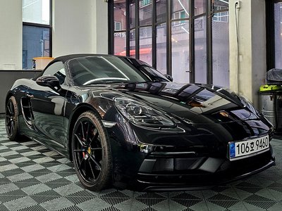 2025 Porsche 718 照片 4
