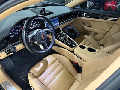 PORSCHE PANAMERA - 10