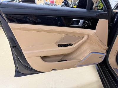 PORSCHE PANAMERA - 9