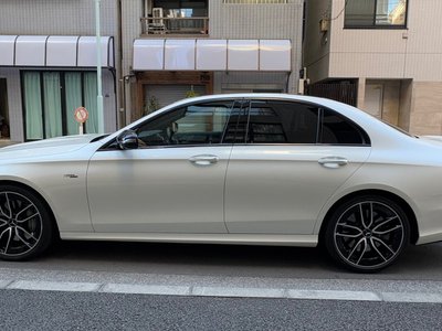 MERCEDES-BENZ E-CLASS AMG - 3
