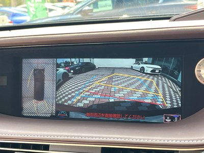 LEXUS LS - 6