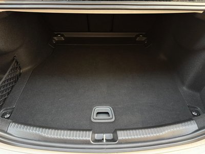 MERCEDES-BENZ C-CLASS - 8