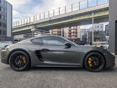 2020 Porsche 718 photo 2