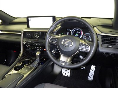 LEXUS RX - 7