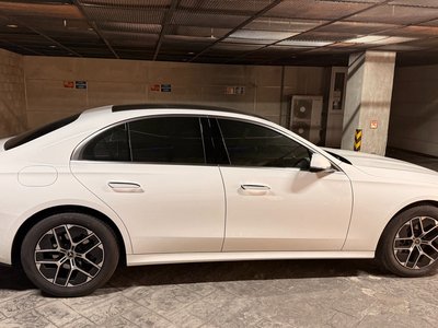 MERCEDES-BENZ E-CLASS - 3